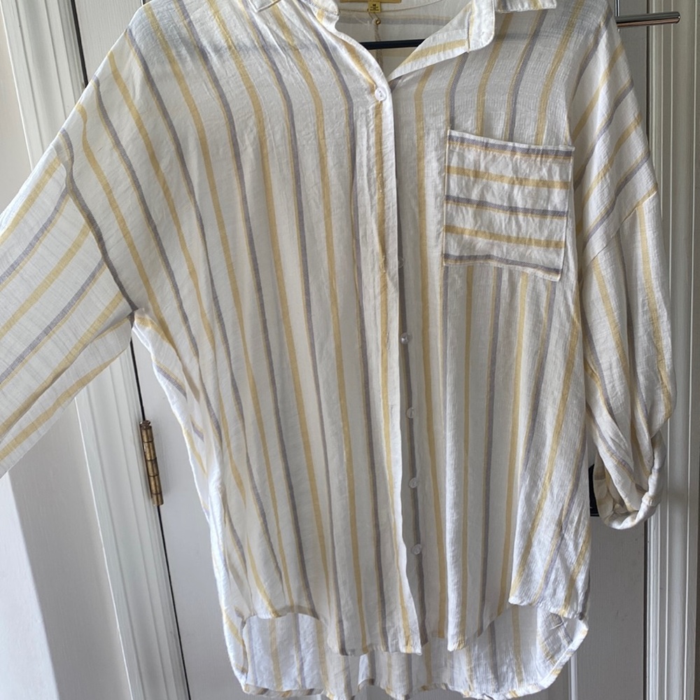 Long sleeve — button down top